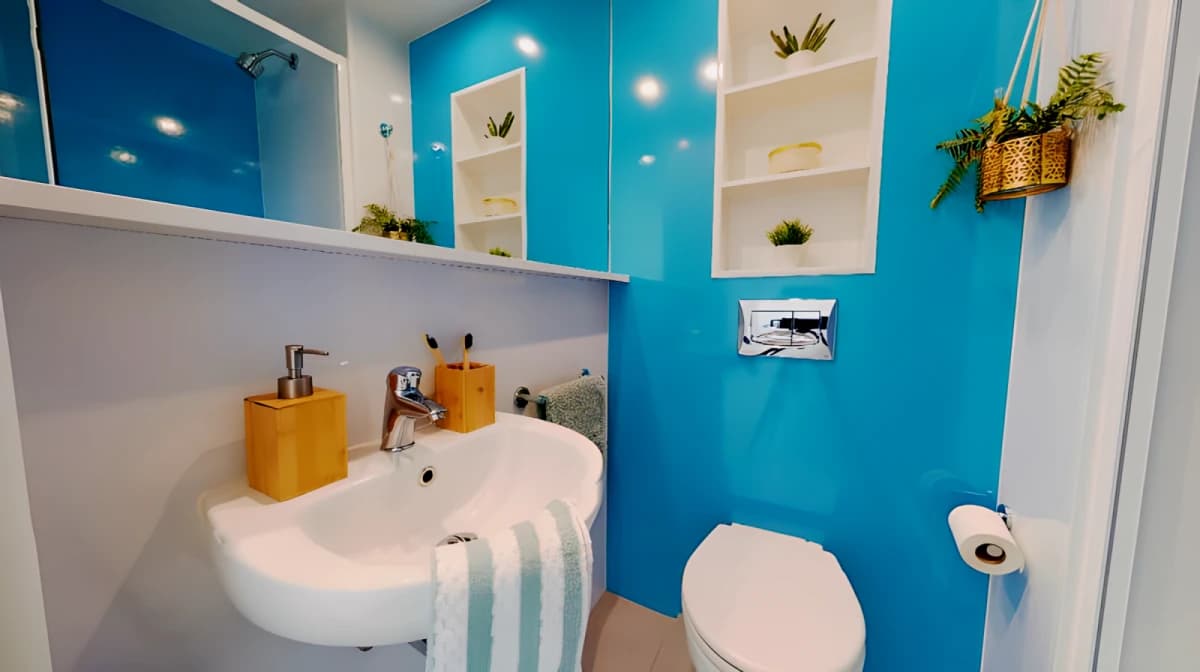 iQ Haywood House image