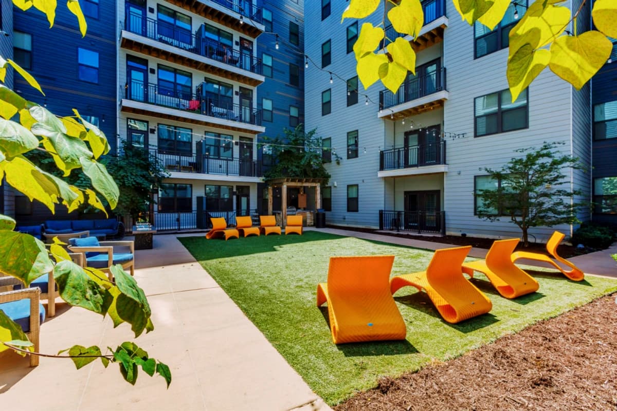 Outdoor Features