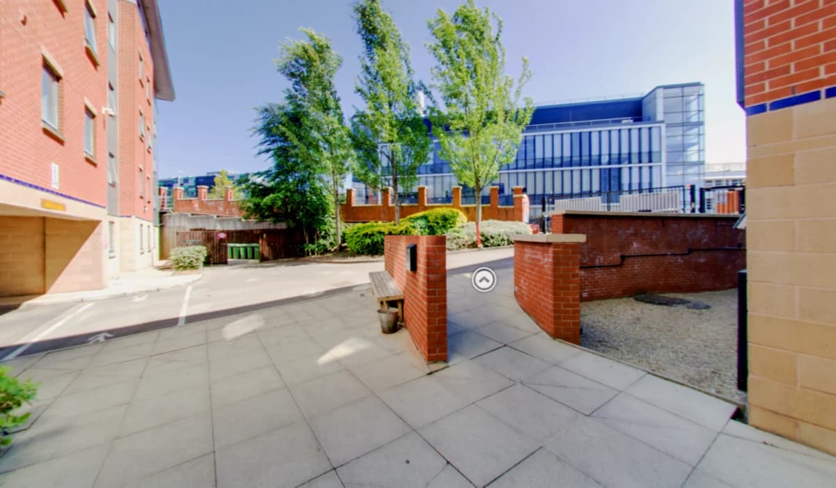 Outdoor Features