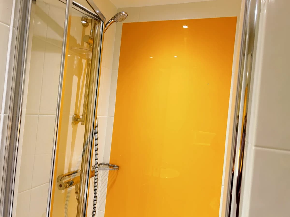 Silver Ensuite