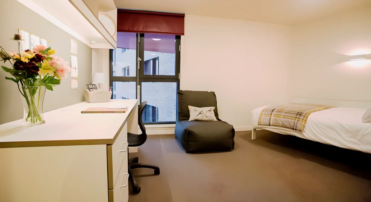Superior Ensuite