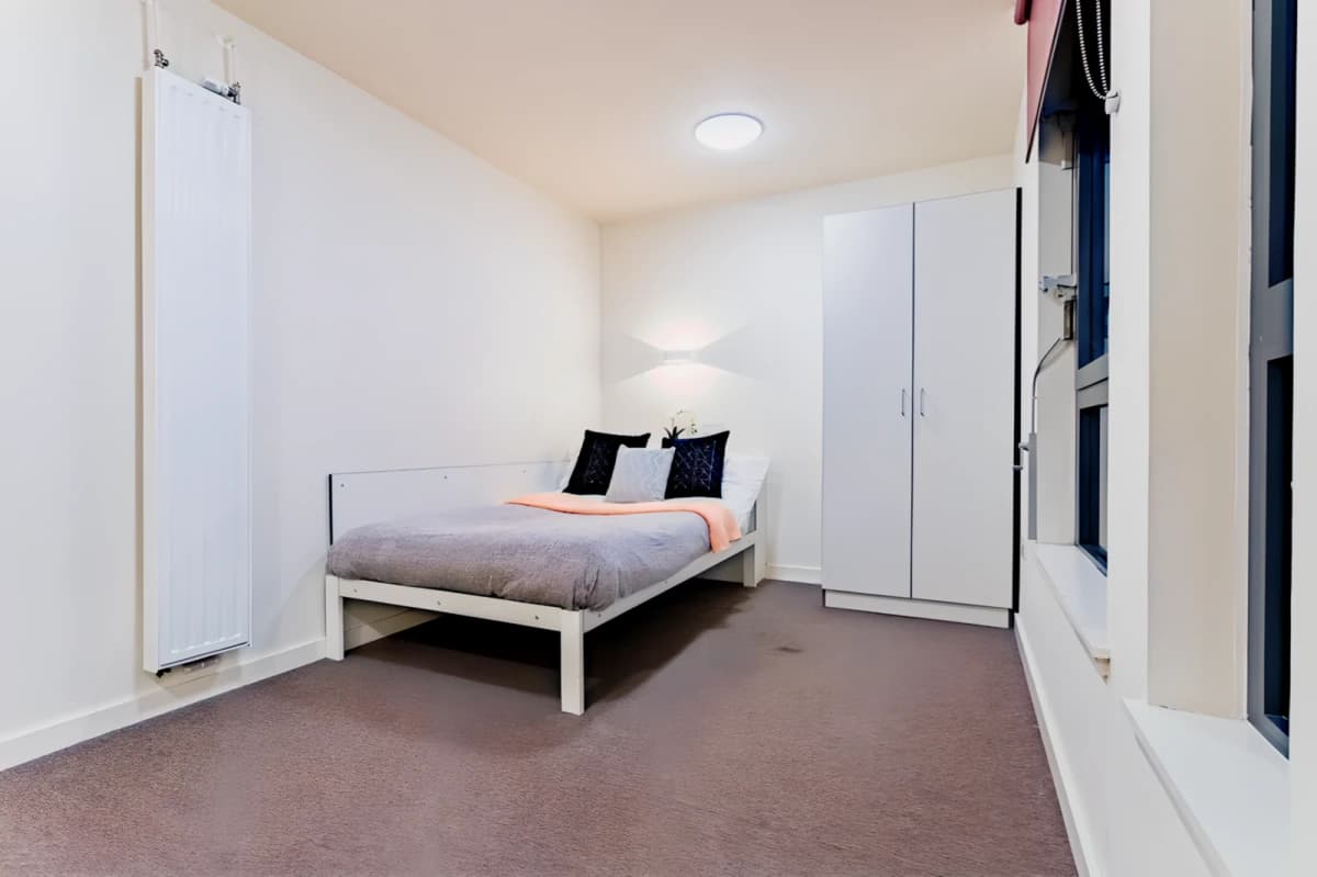 Deluxe Ensuite