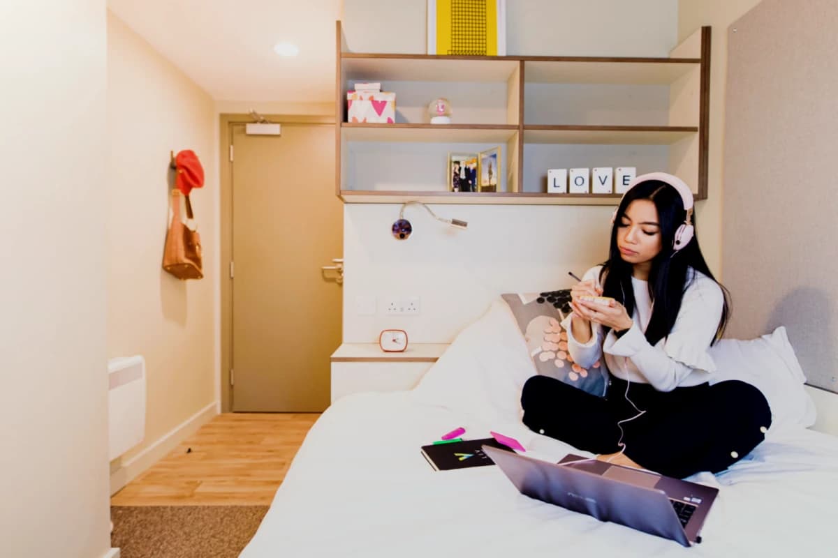 LIV Student Sheffield image