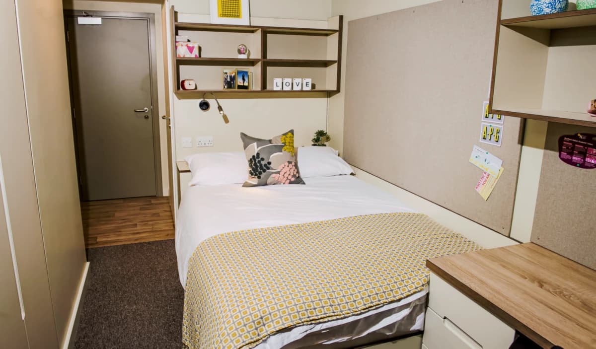 LIV Student Sheffield image