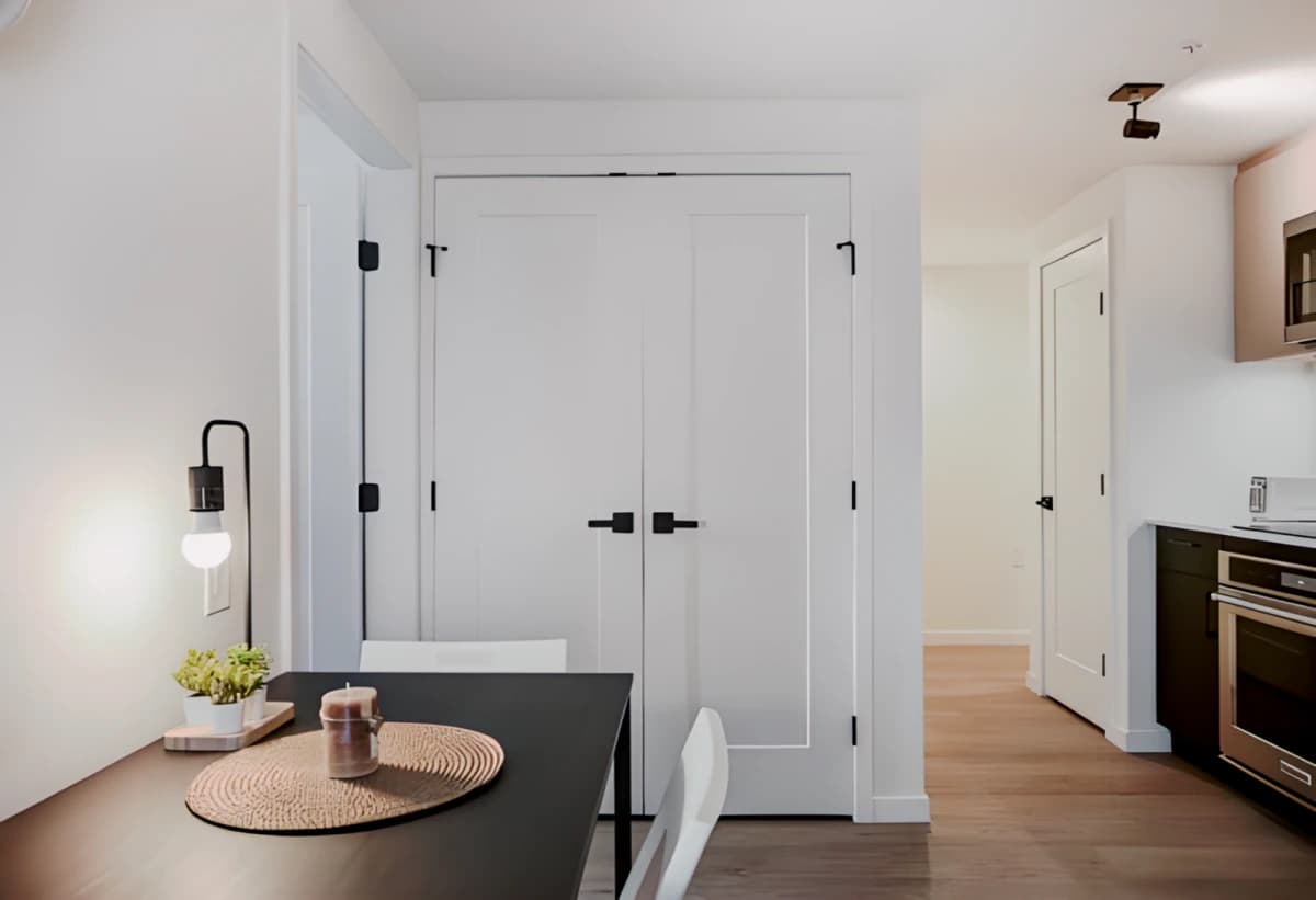 Casa Harrington Residences Vancouver image