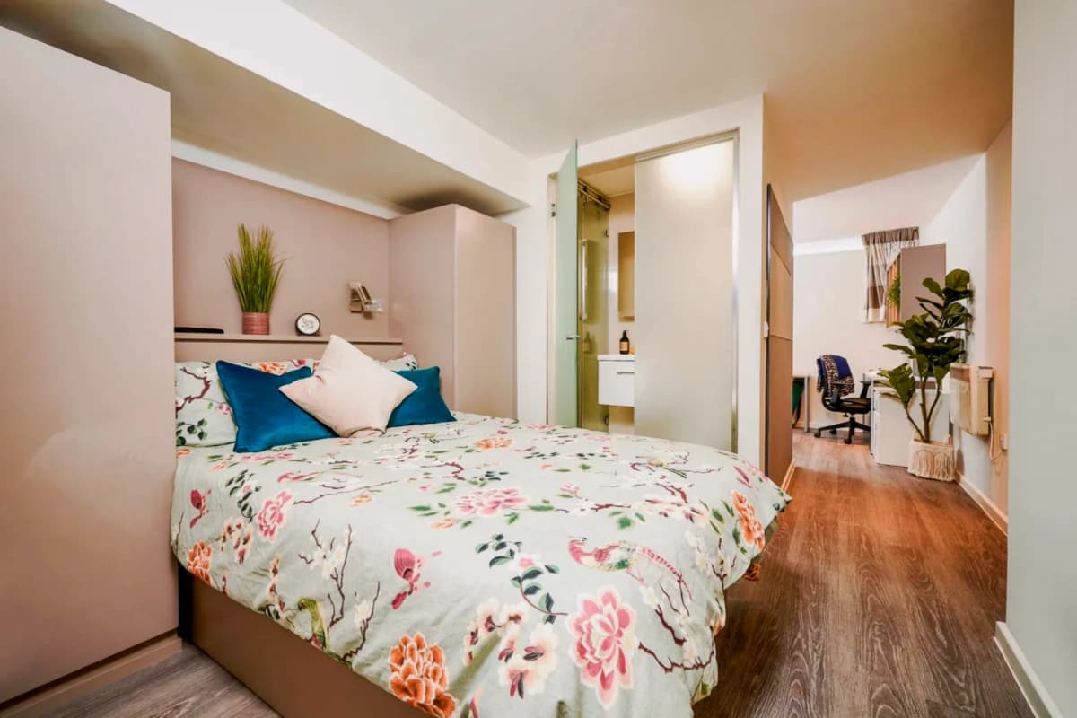 Uit Tinlings Student Accommodation Liverpool image