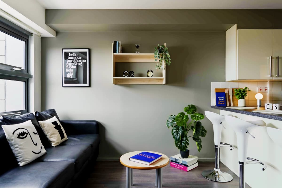 Classic En-suite Single