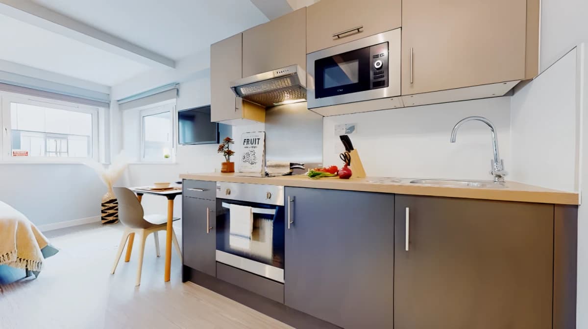 iQ Fenton House image 4