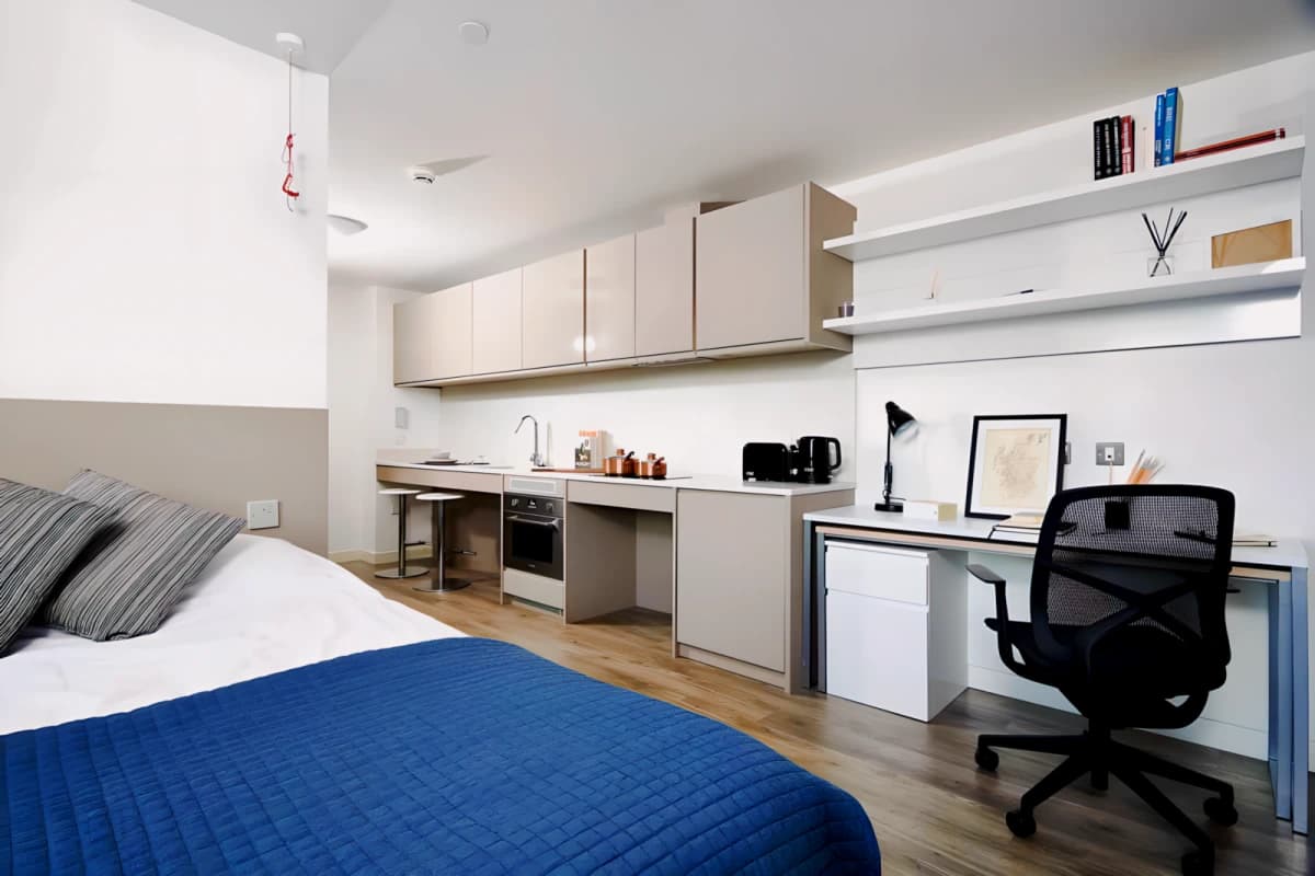 Uit Tinlings Student Accommodation Liverpool image