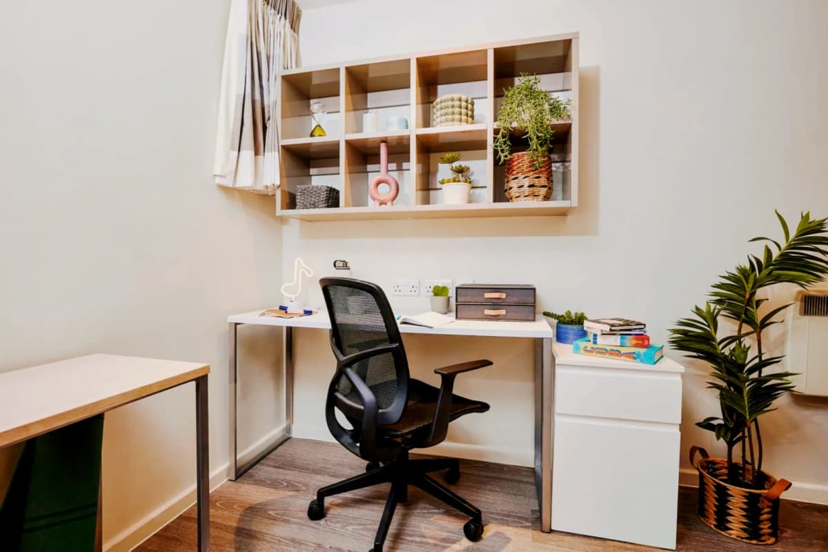 Uit Tinlings Student Accommodation Liverpool image