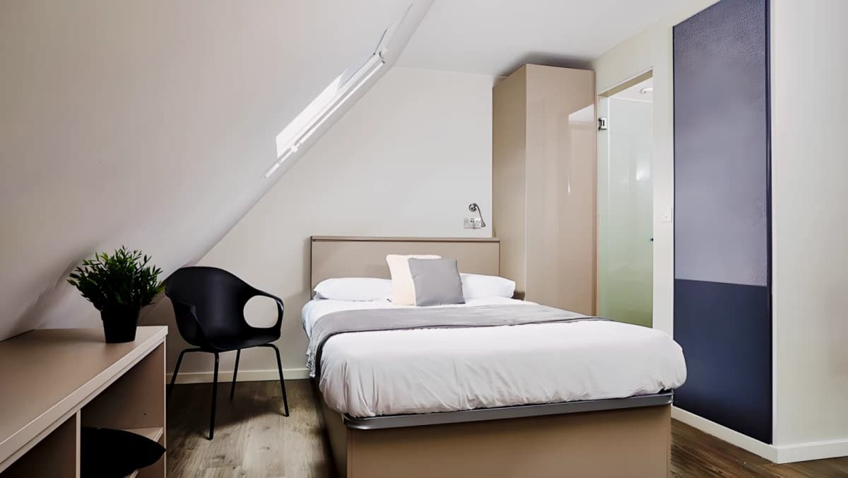 Uit Tinlings Student Accommodation Liverpool image