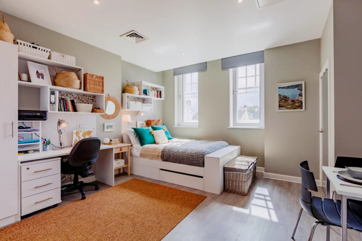 Atlas House image