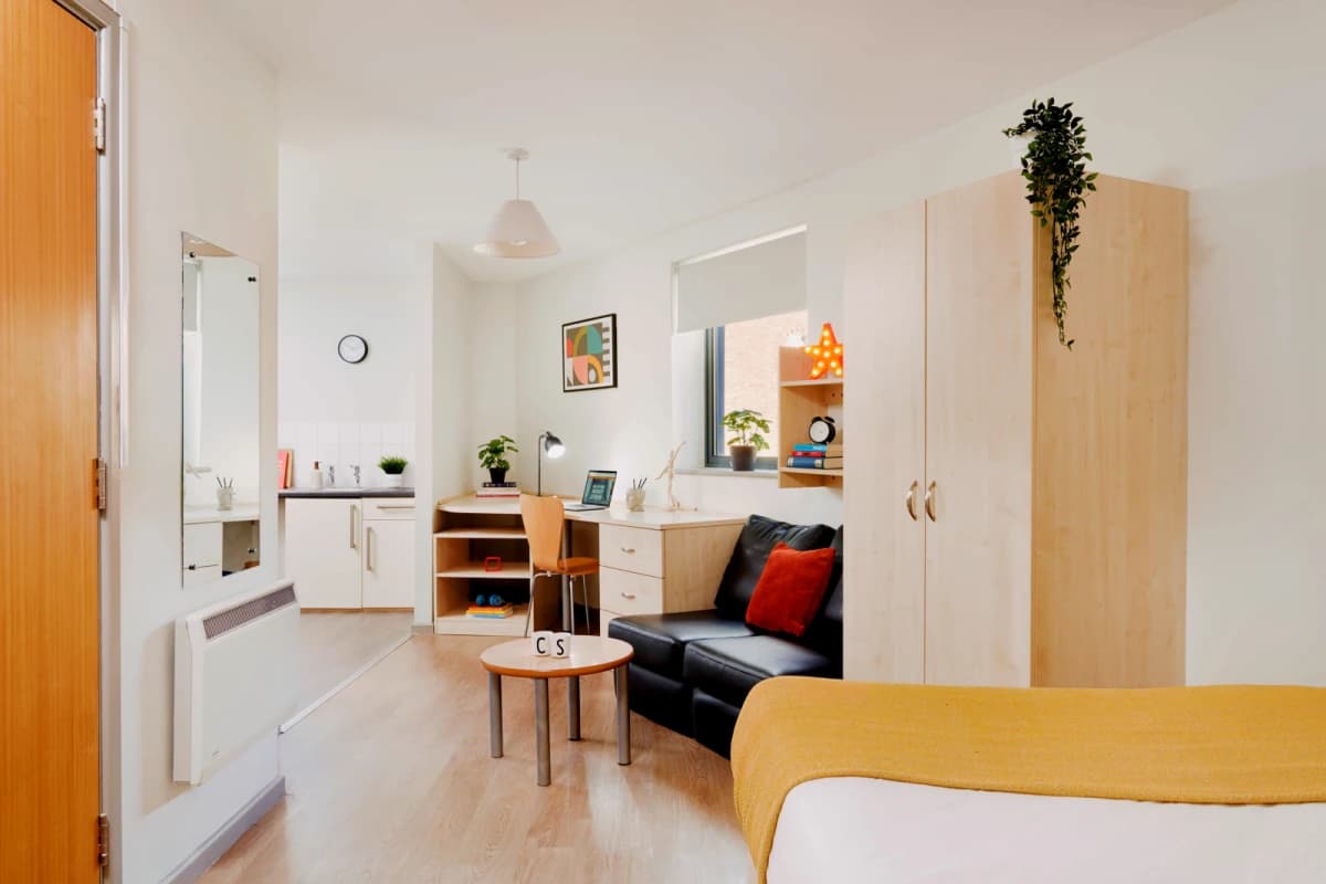 Discovery Heights image