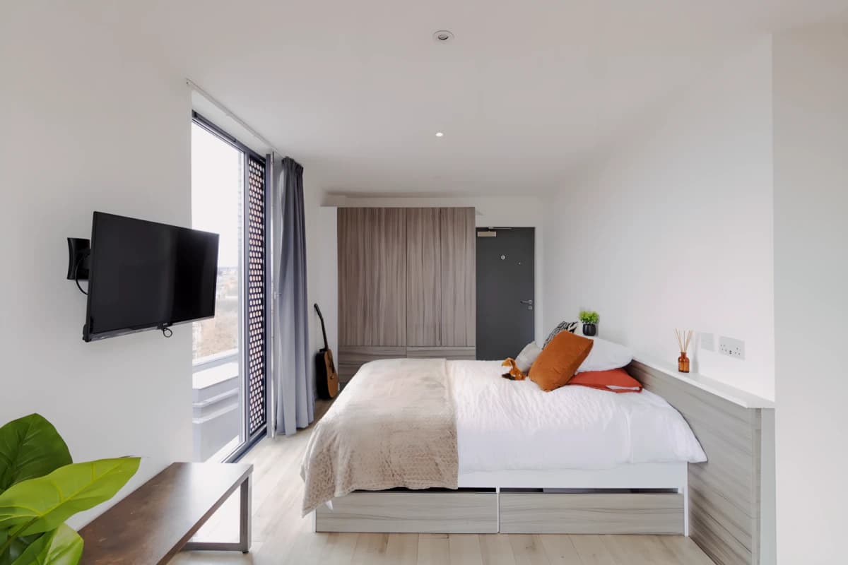 Lumis Student Living image