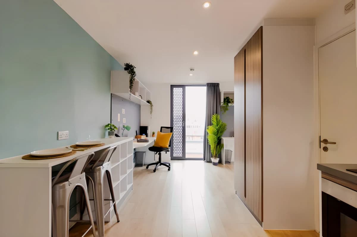 Lumis Student Living image