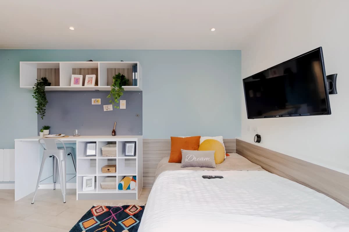 Lumis Student Living image