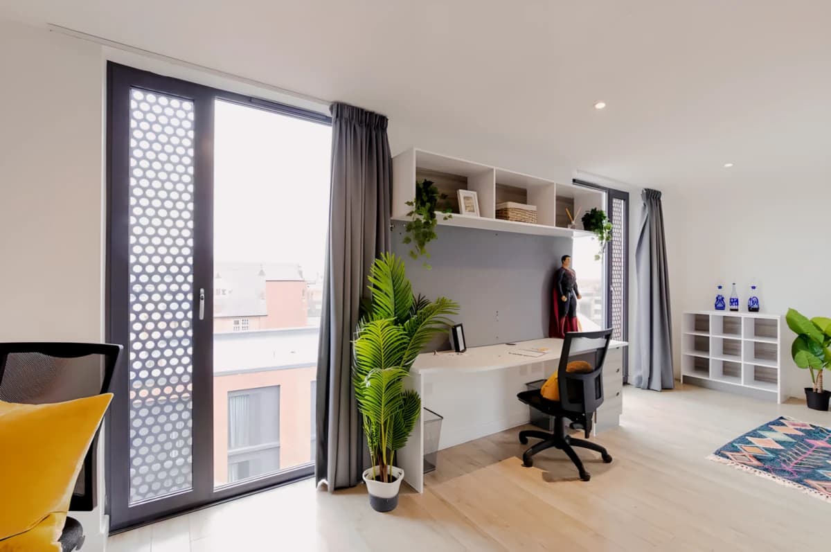 Lumis Student Living image