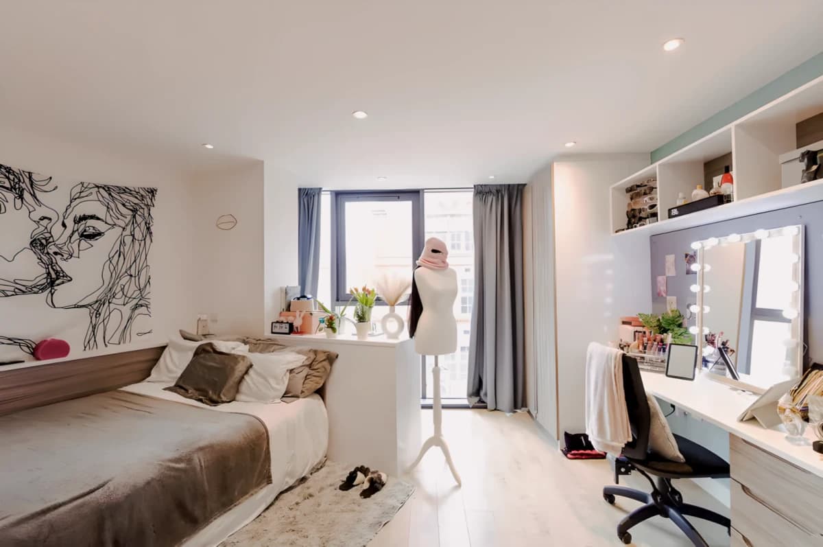 Lumis Student Living image