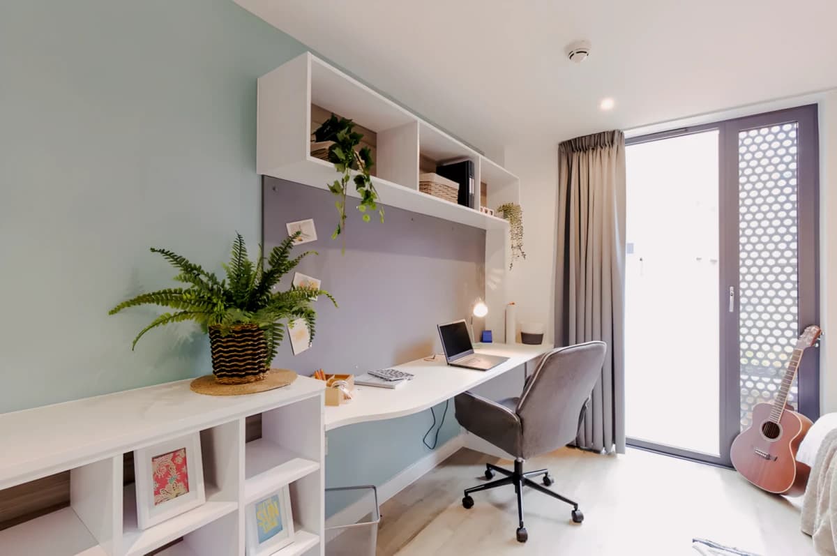 Lumis Student Living image