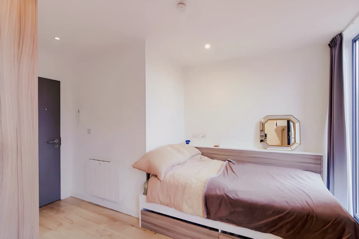 Lumis Student Living image