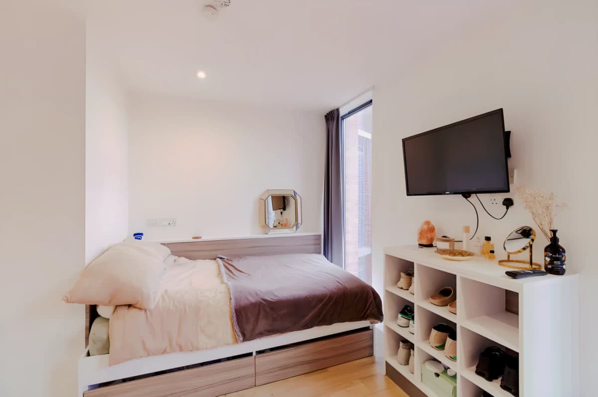Lumis Student Living image