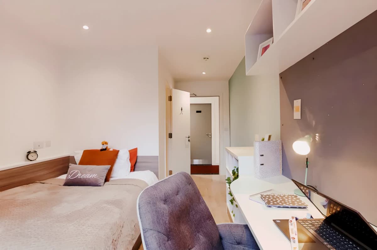 Lumis Student Living image