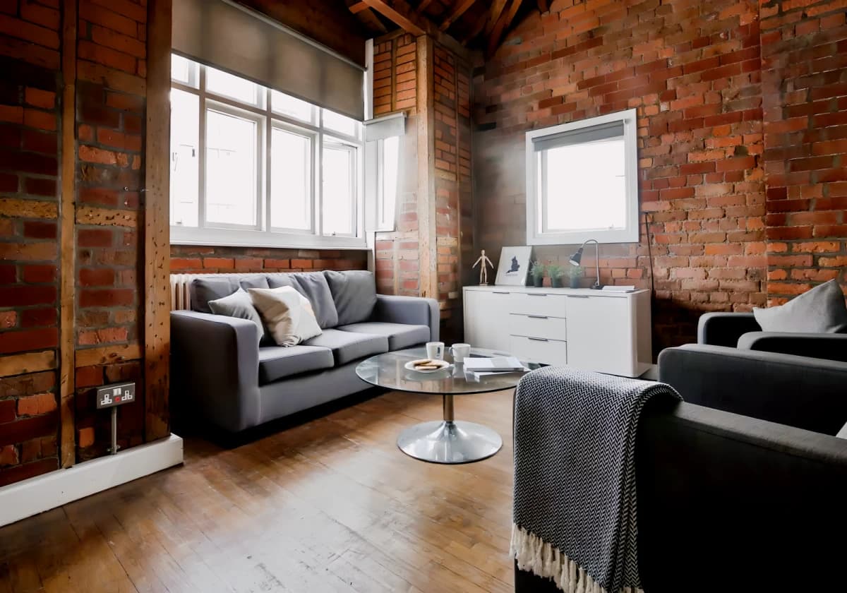 iQ Hollingworth House image