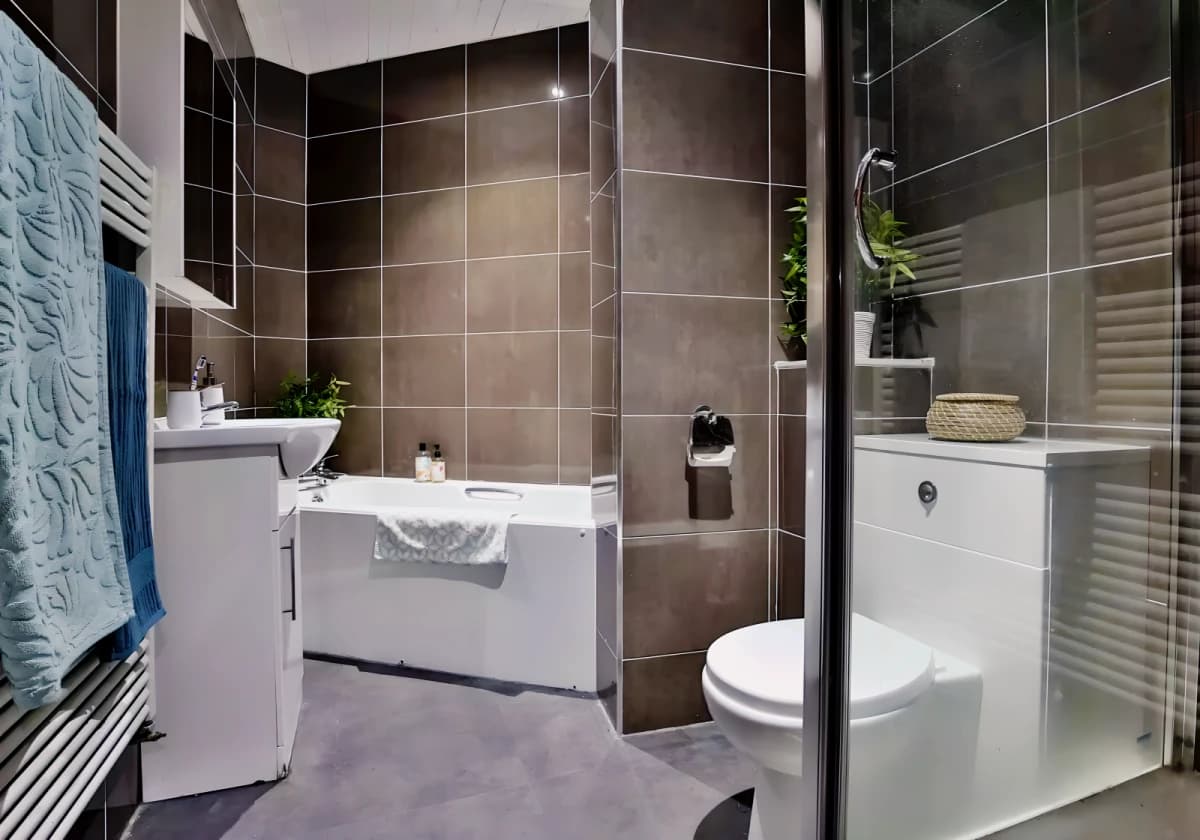 iQ Hollingworth House image