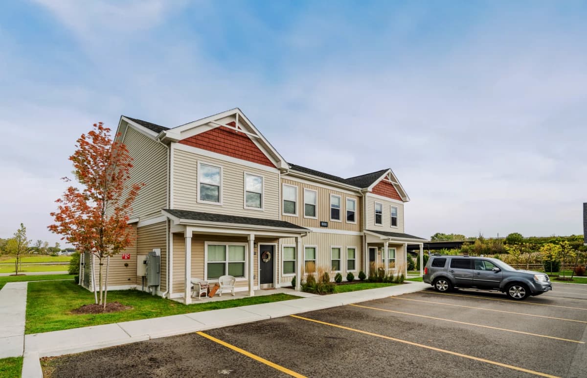 Aspen Heights Buffalo image 3