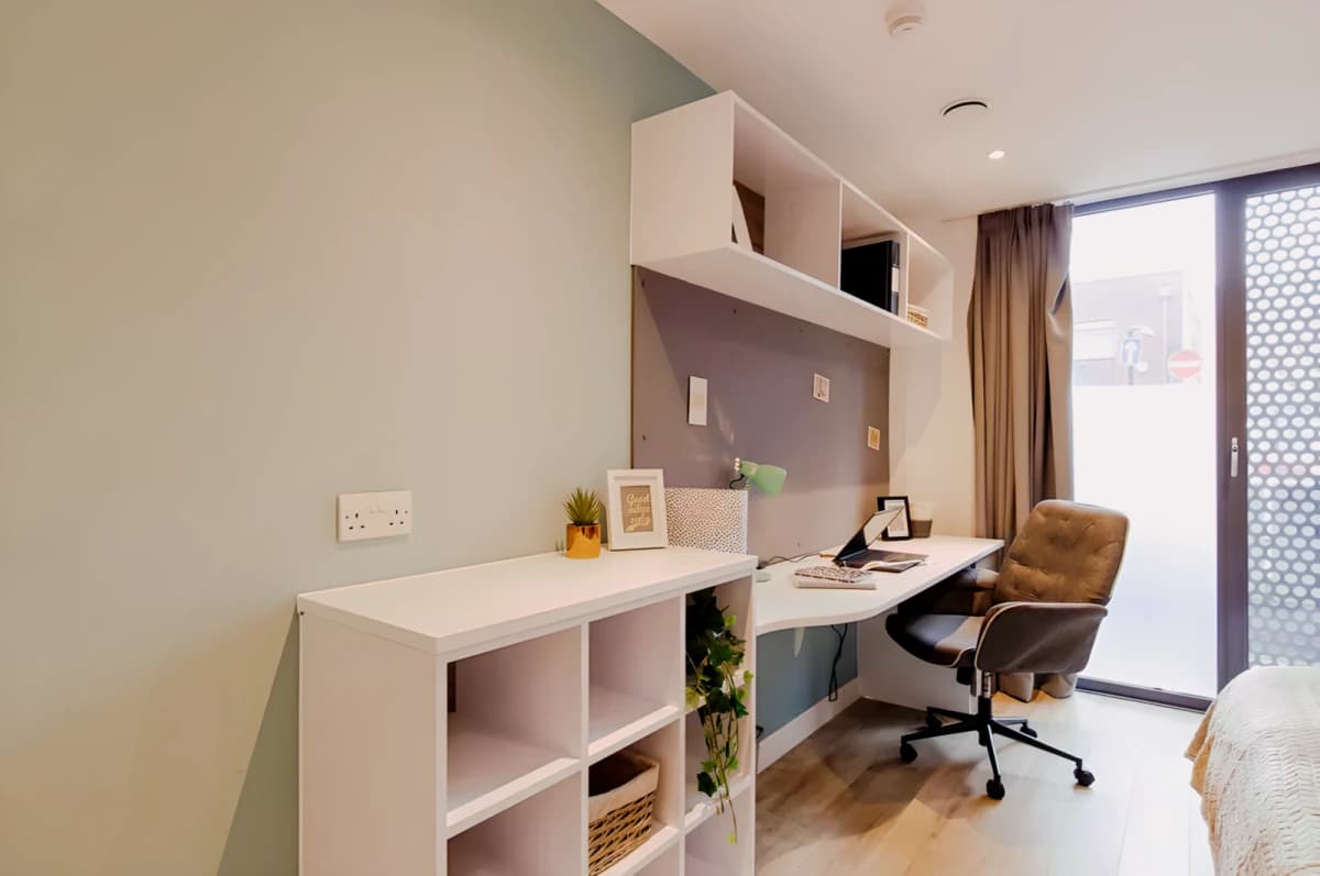 Lumis Student Living image