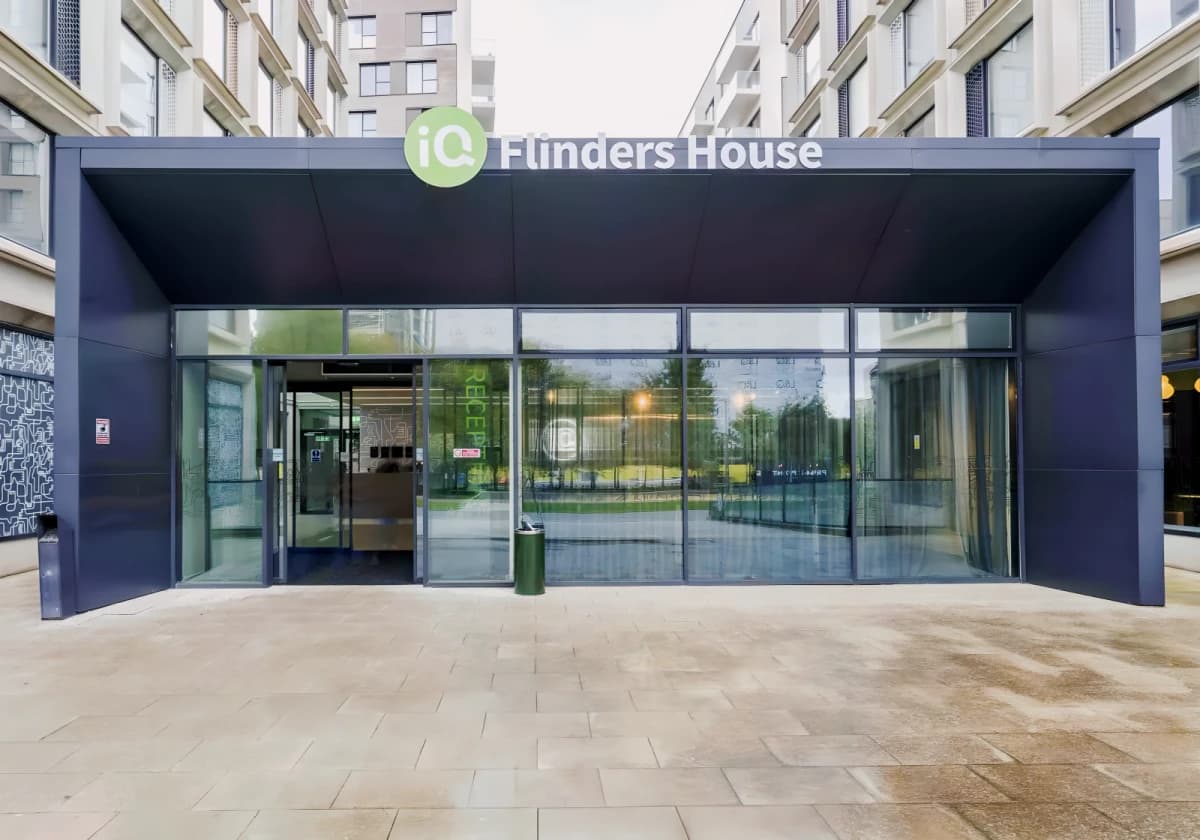 iQ Flinders House