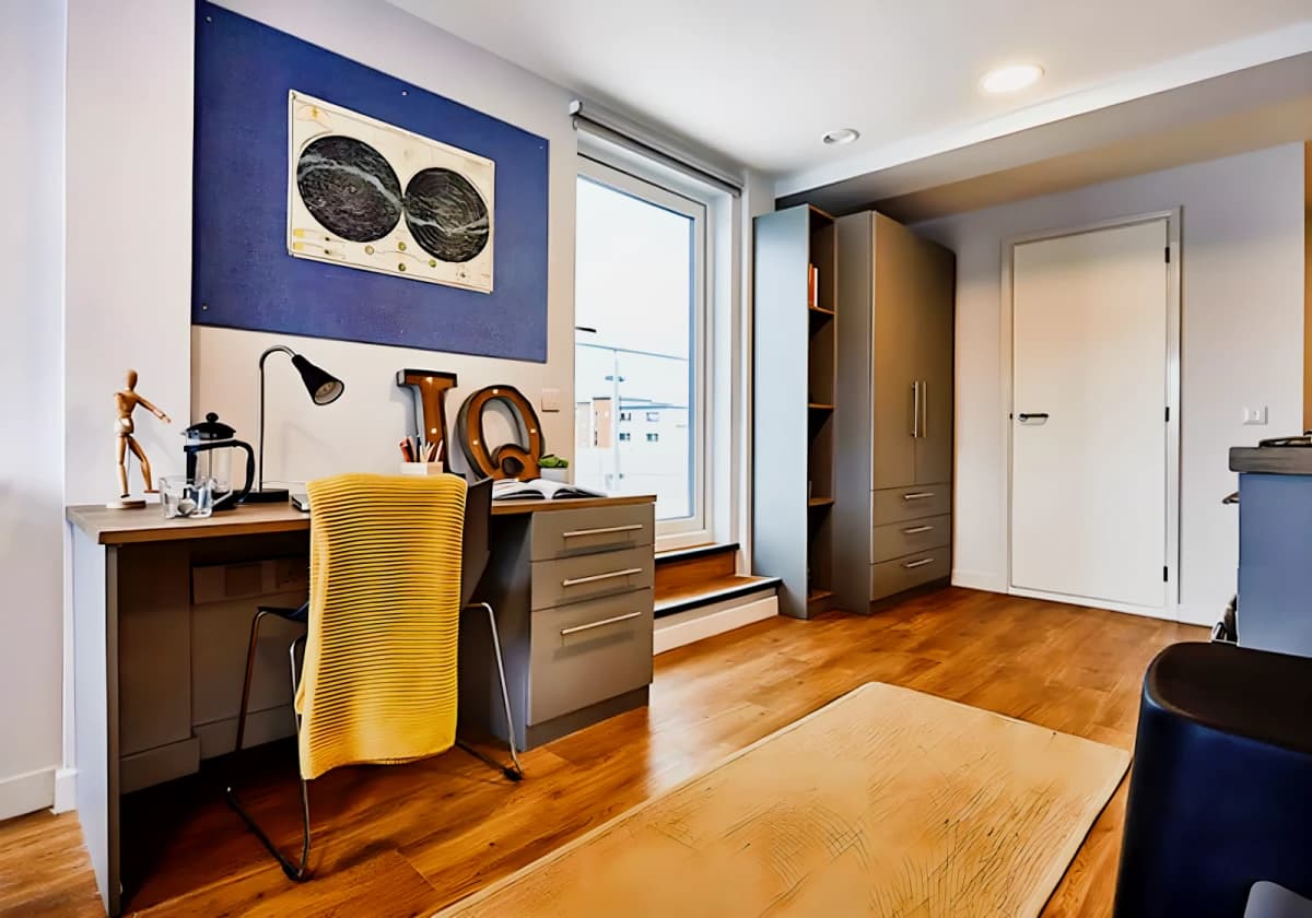 iQ Collingwood image