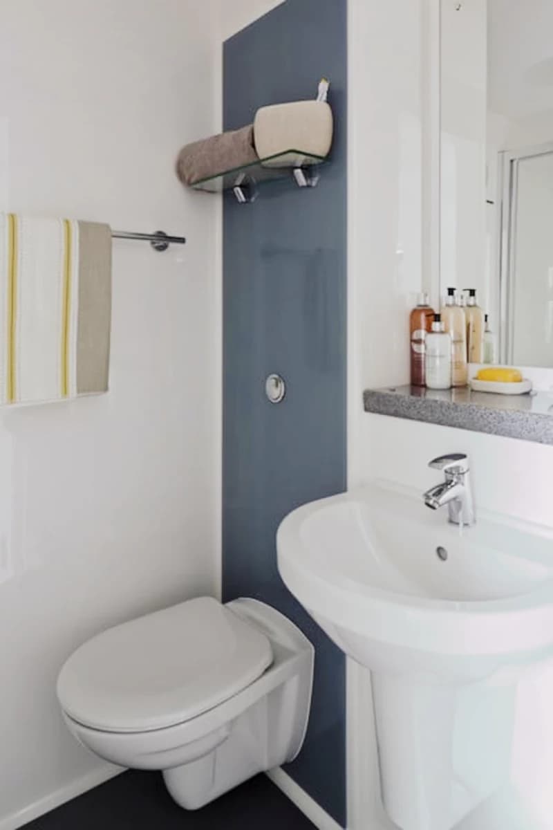 East Shore image