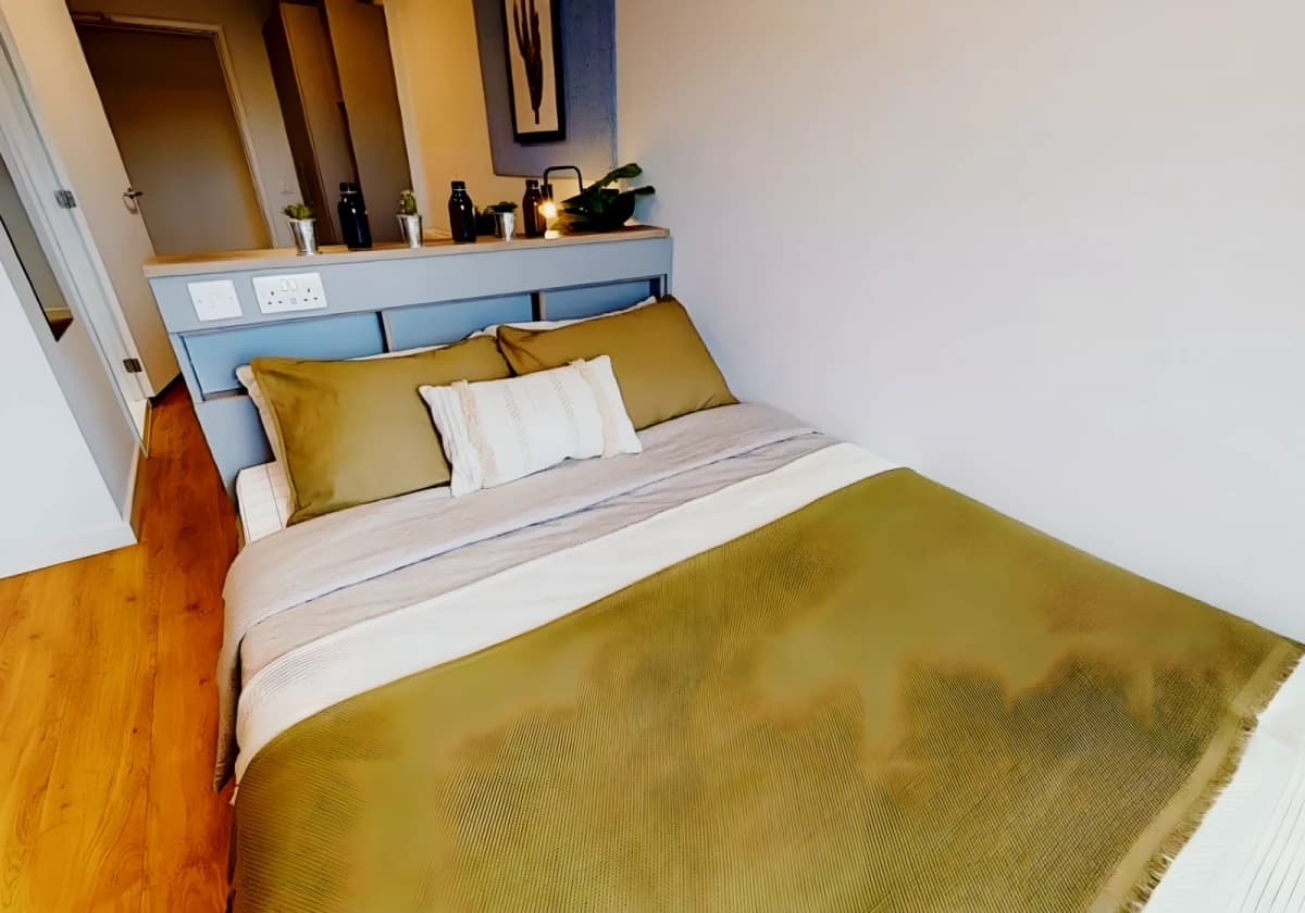 iQ Collingwood image