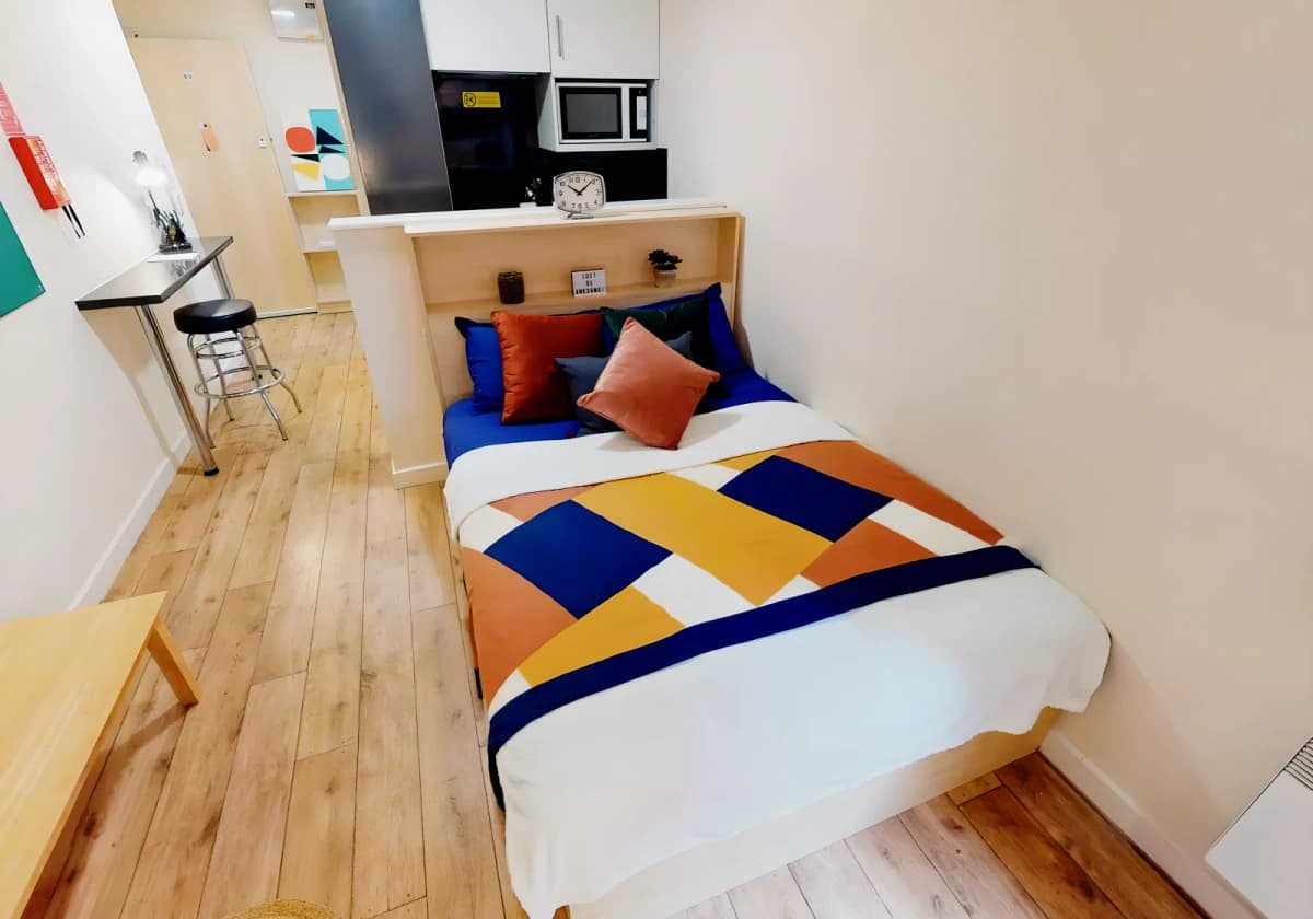Silver Studio Plus