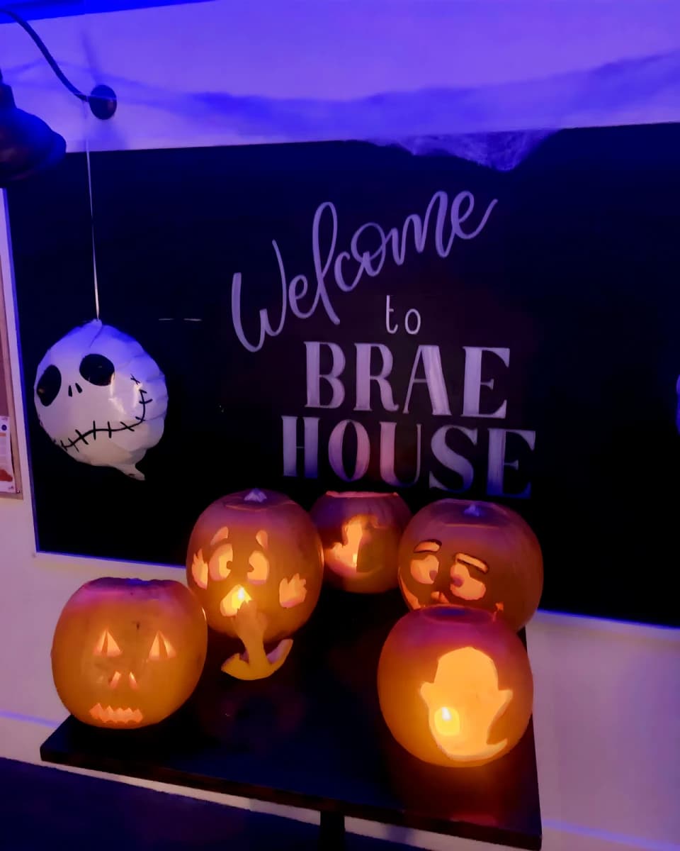 Brae House image