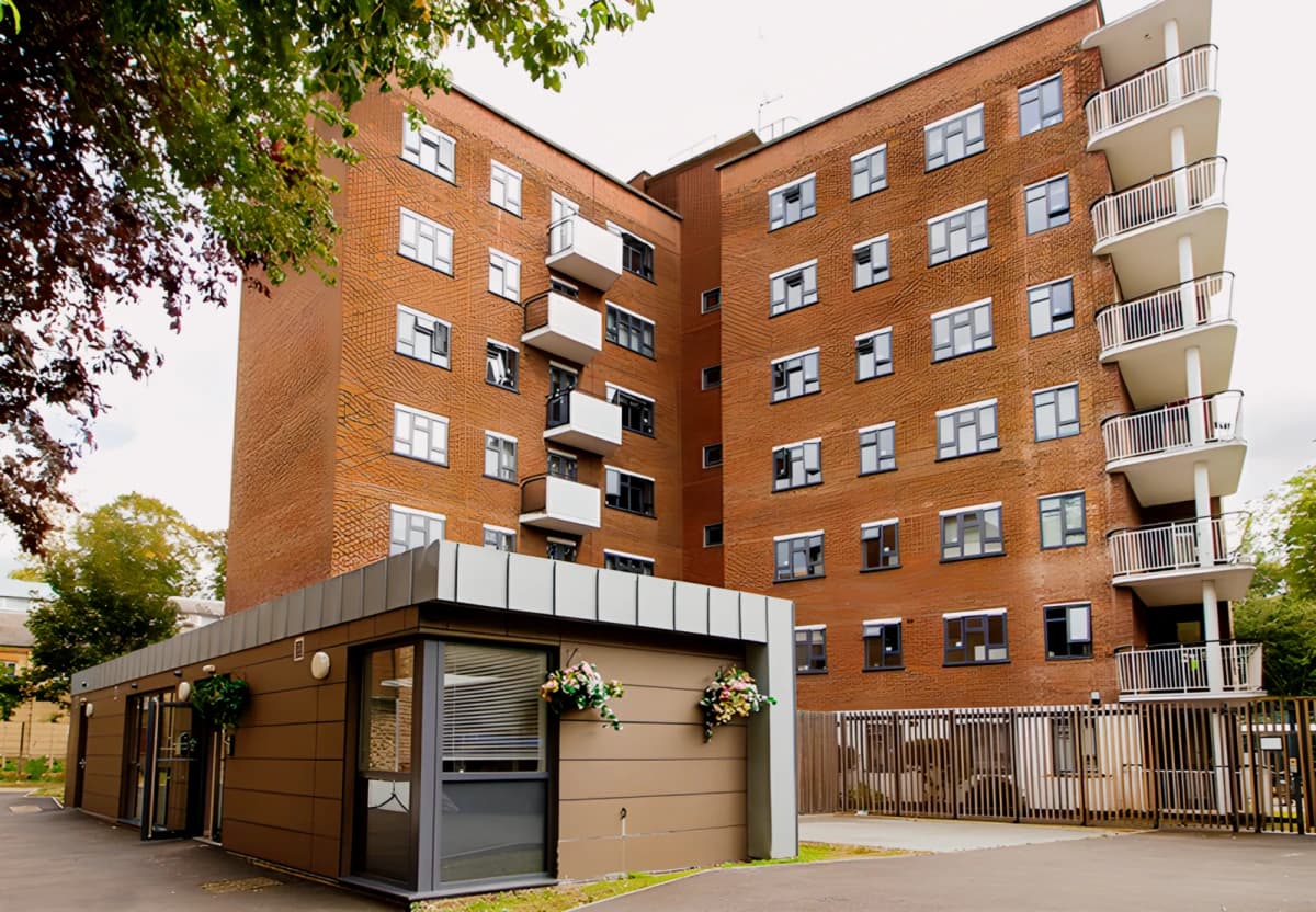 Lit Landale House