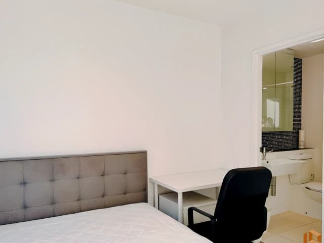 2 Bedroom