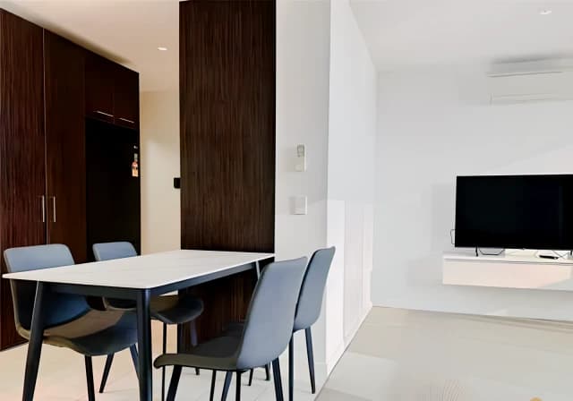 2 Bedroom