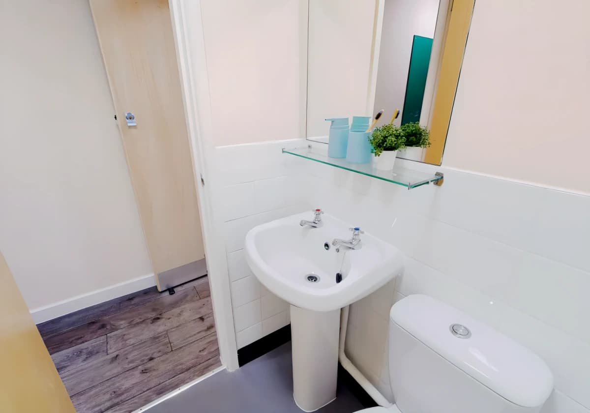 Bronze En Suite Premium