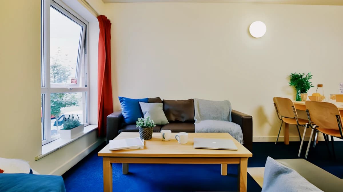 iQ Aspley House image