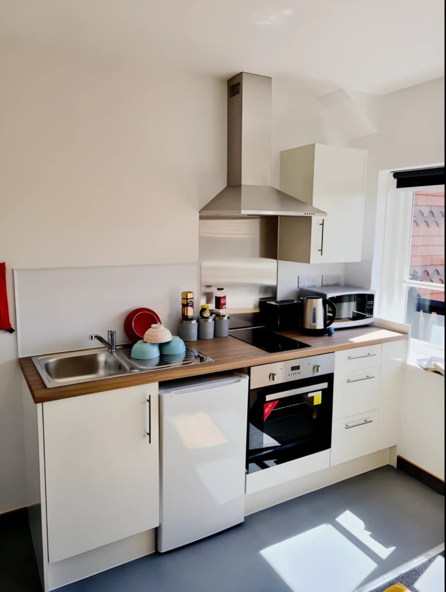 Salisbury Road image