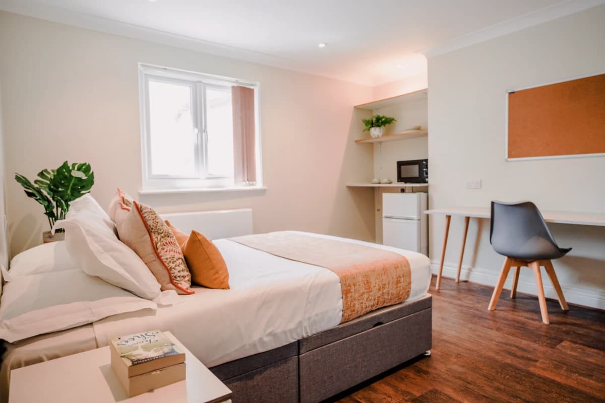 Topps Accommodation image
