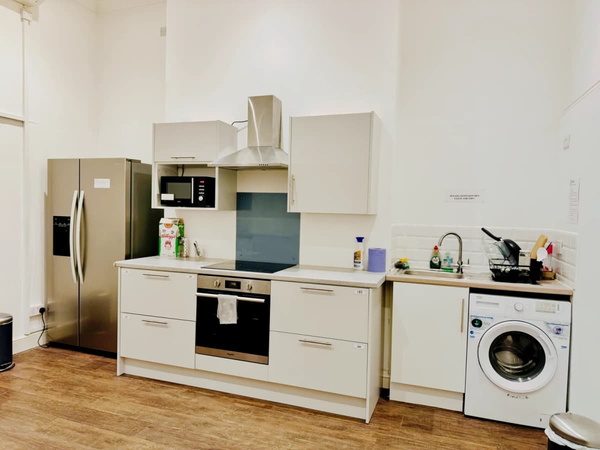 Topps Accommodation image