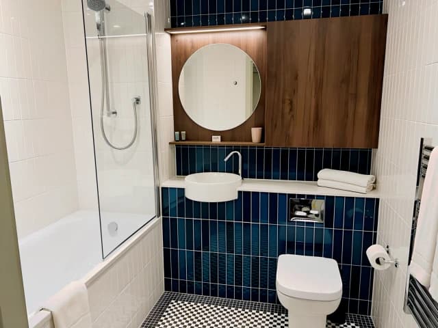 1 Bed Deluxe Apartment