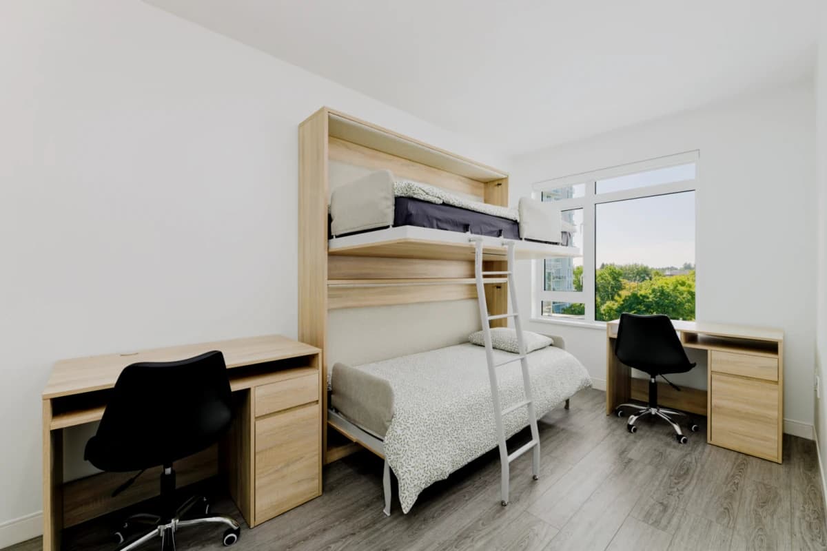 Premium Shared (murphy bed)