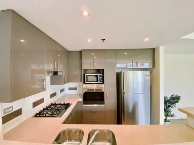 3 bed 2 bath-030