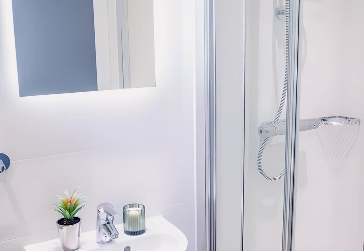 Copper Ensuite