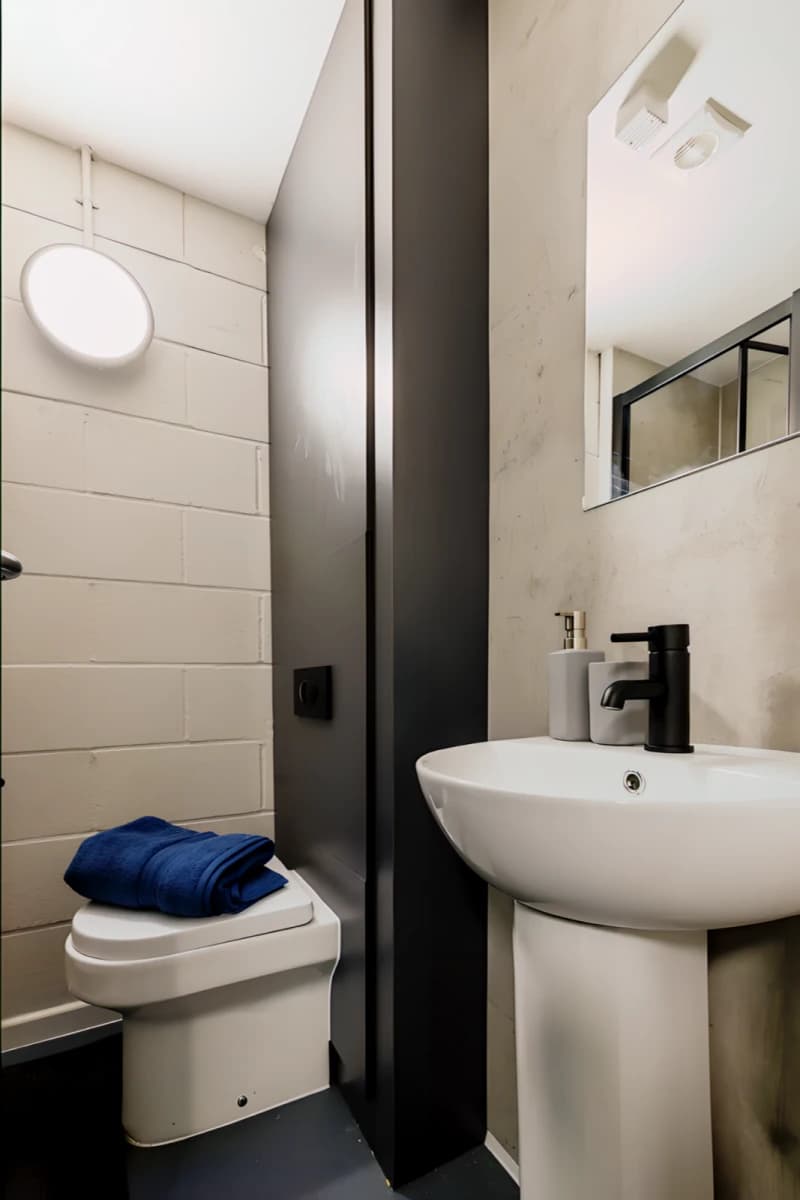 Meadowside Court image