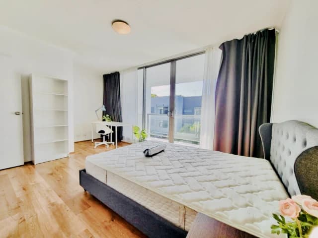 2 bed 2 bath-038